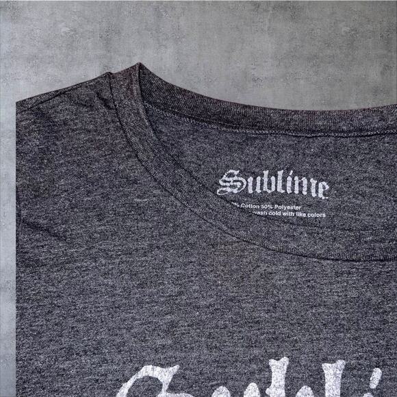 Sublime Long Beach CA Women’s Gray Short Sleeve Graphic T-Shirt LG - Picture 4 of 7